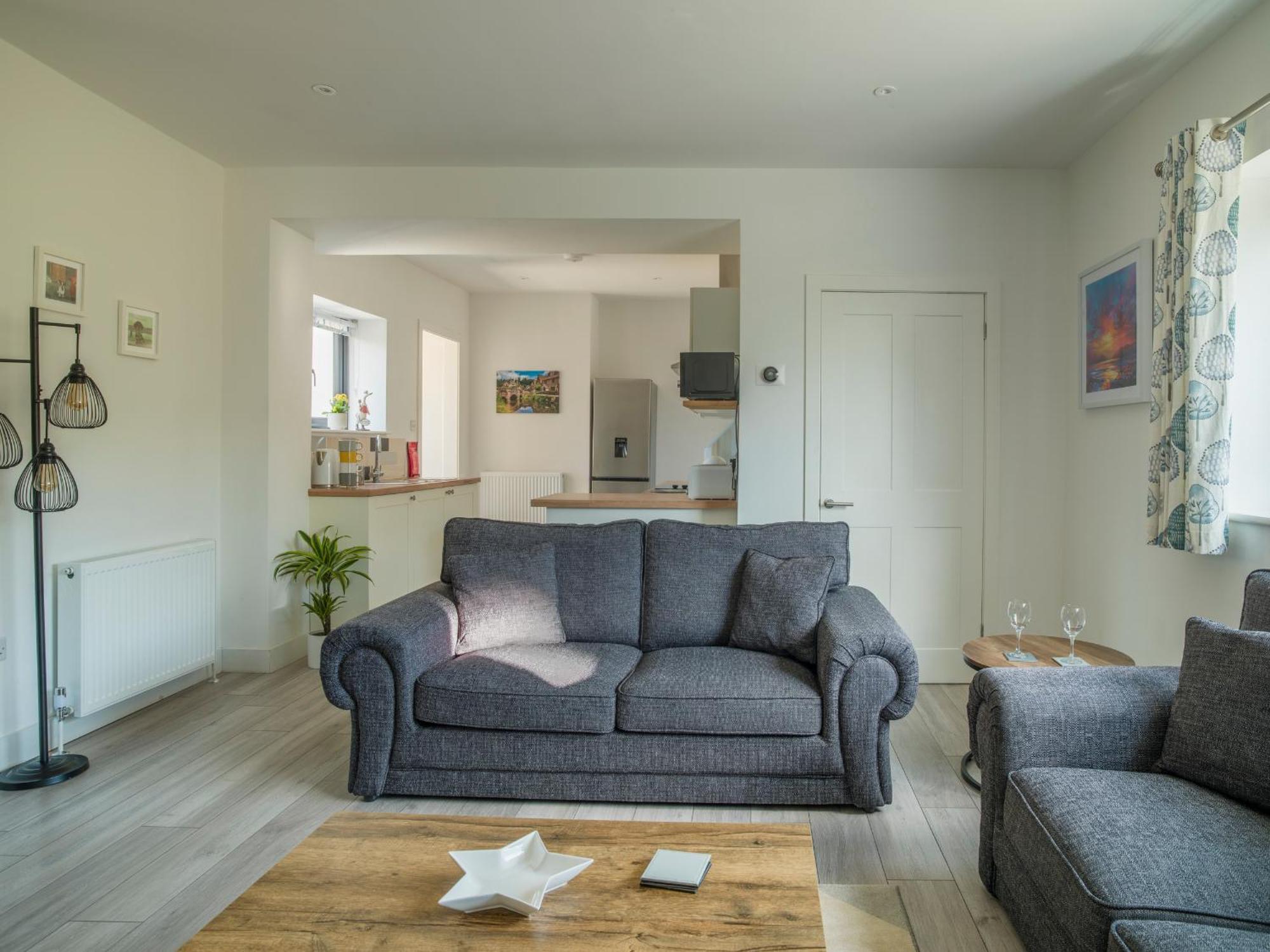 Stunning Modern Apartment In The Cotswolds Chalford Exterior photo